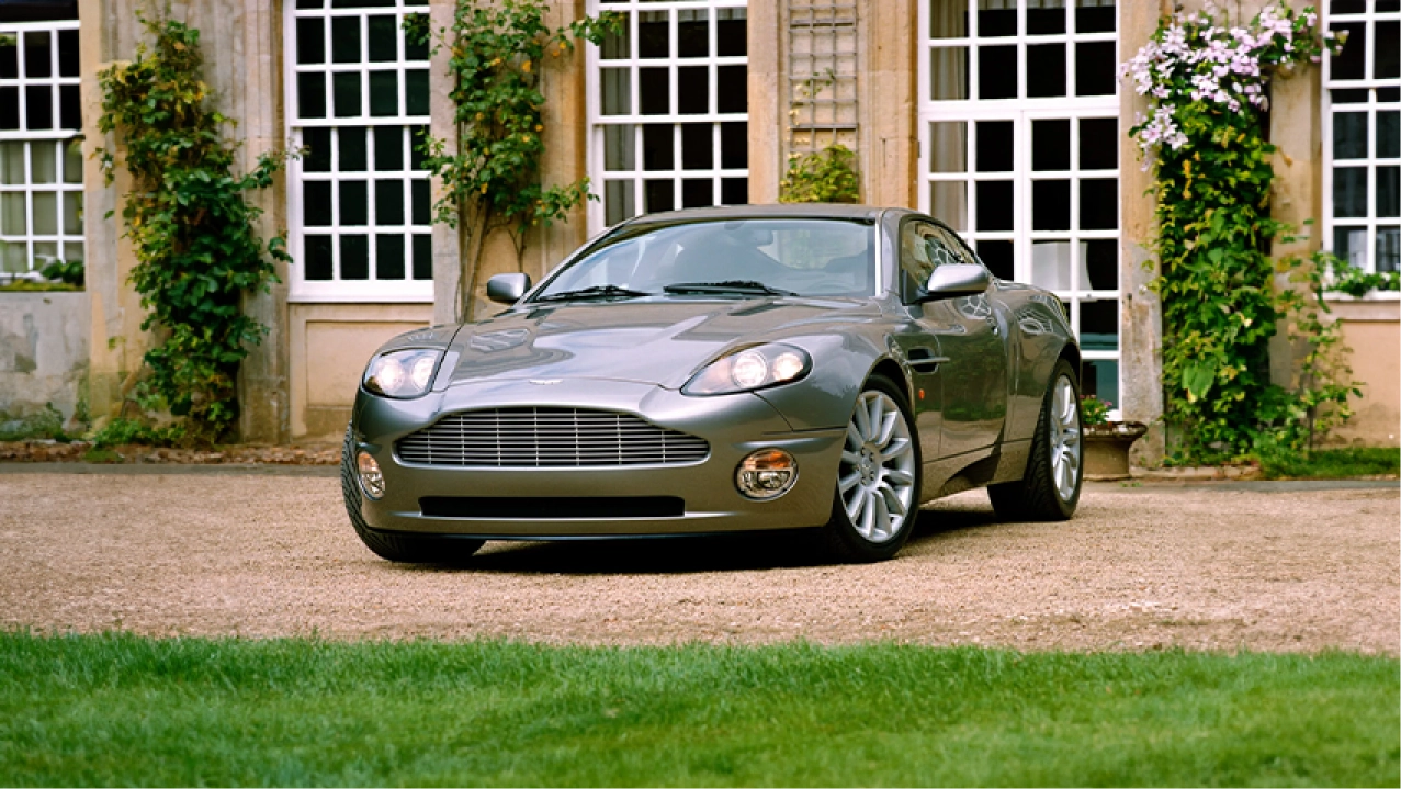 007 Aston Martin | Aston Martin Boston | Boston